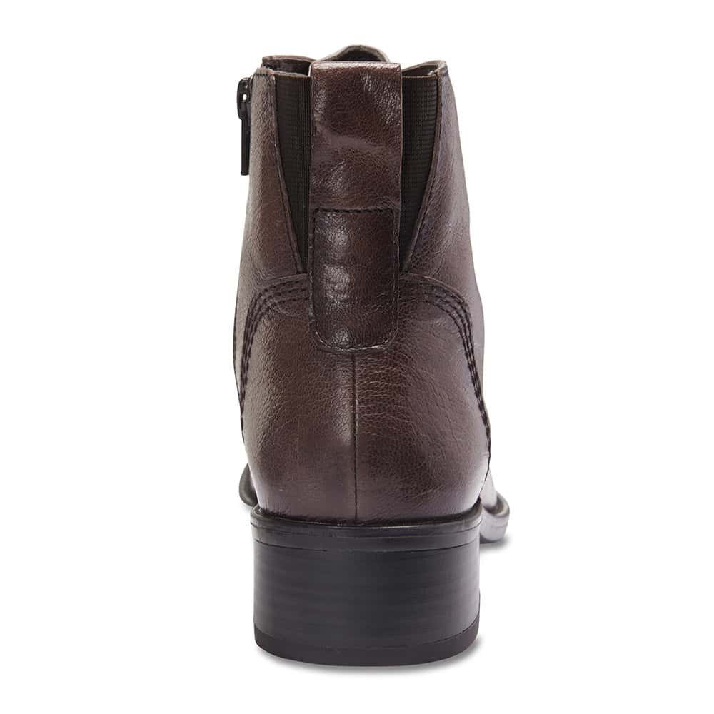 Nebraska Boot in Black Leather