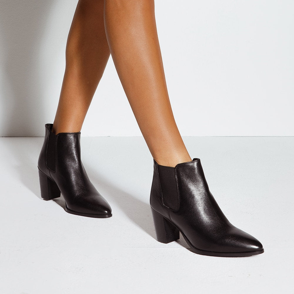 Neddy Ankle Boot in Black Leather Sandler Shoe HQ