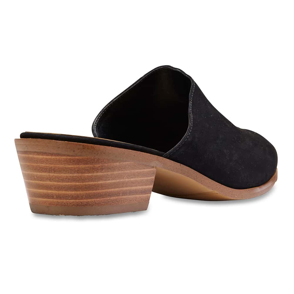 Nevada Heel in Black Nubuck