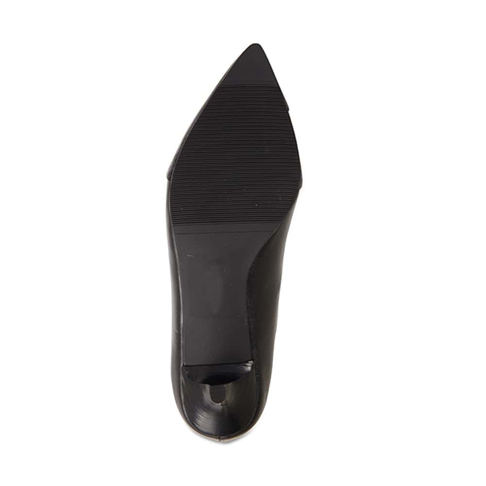 Newport Heel in Black Leather