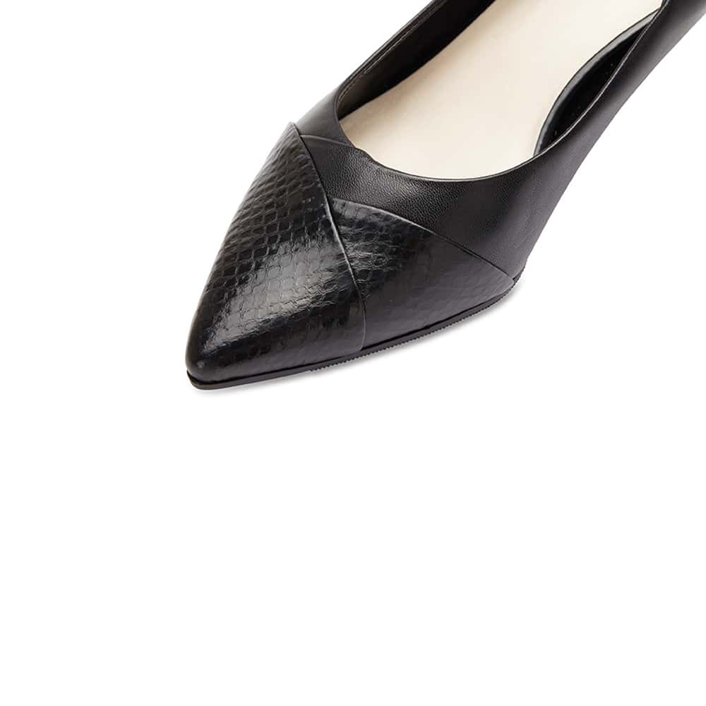 Newport Heel in Black Leather