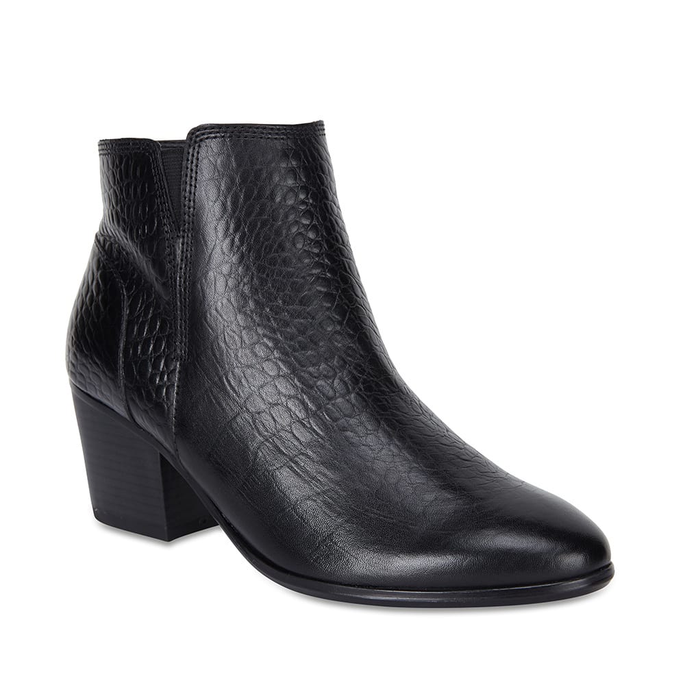 Oath Boot in Black Leather