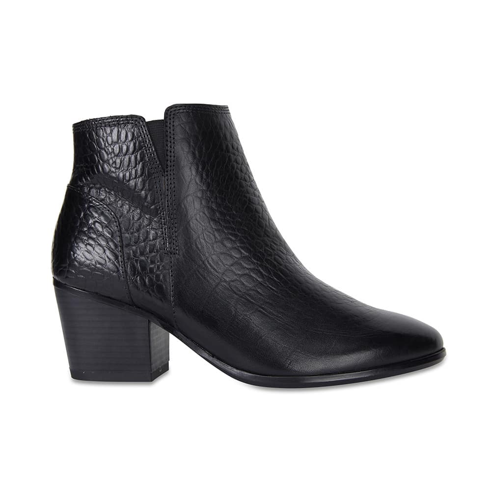 Oath Boot in Black Leather