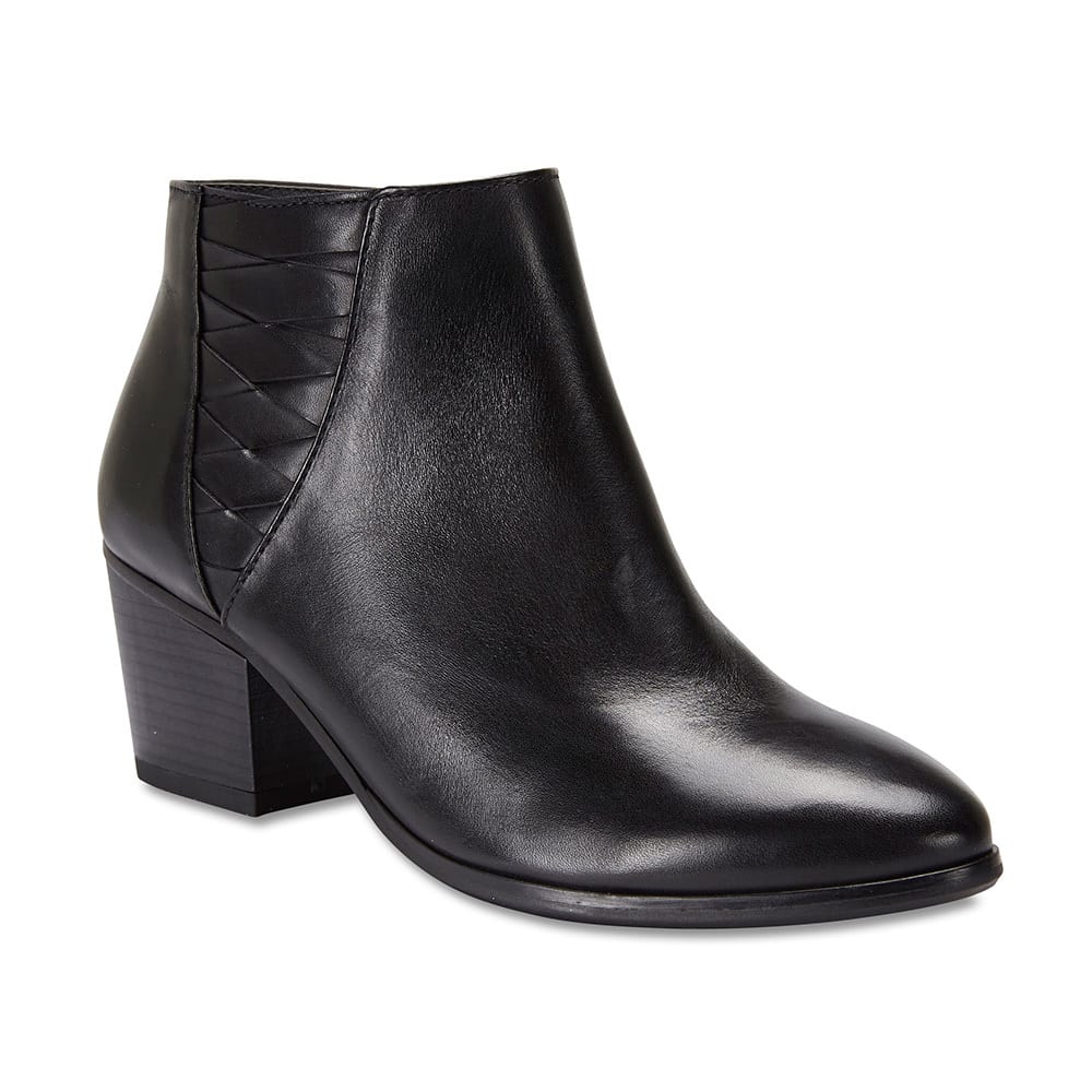 Oxford Boot in Black Leather