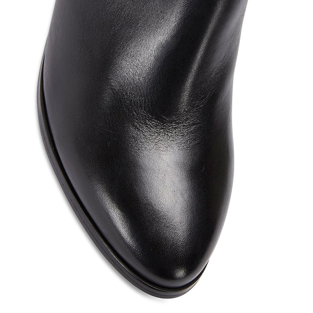 Oxford Boot in Black Leather