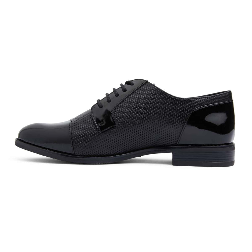 Panache Brogue in Black On Black Patent Sandler Shoe HQ