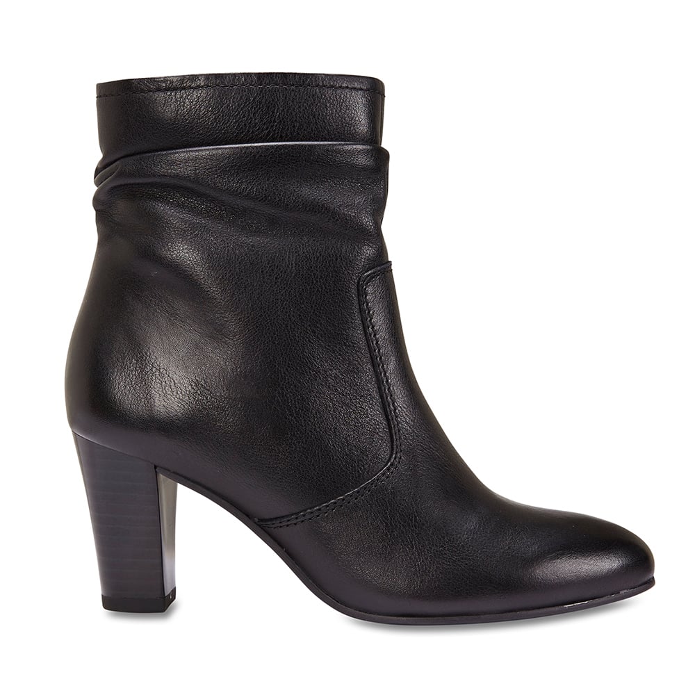 Pippa Boot in Black Leather