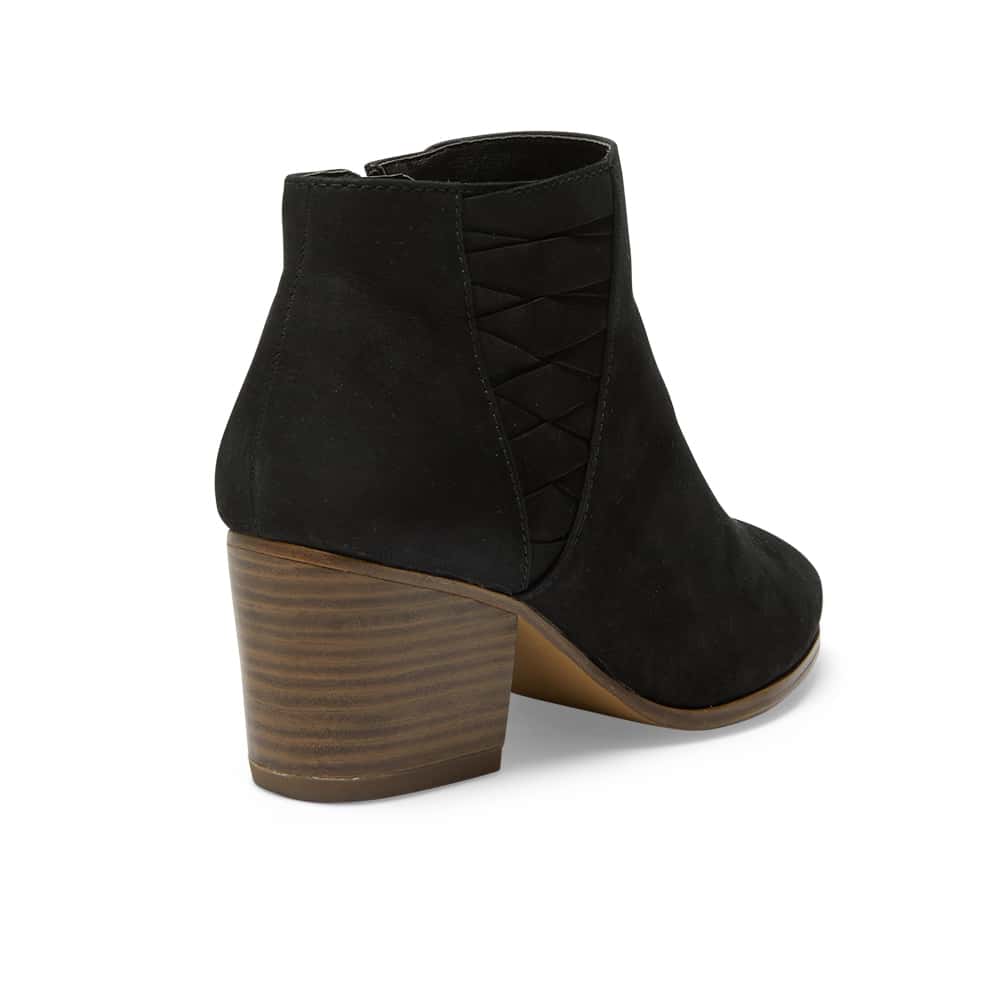 Quarry Boot in Black Nubuck