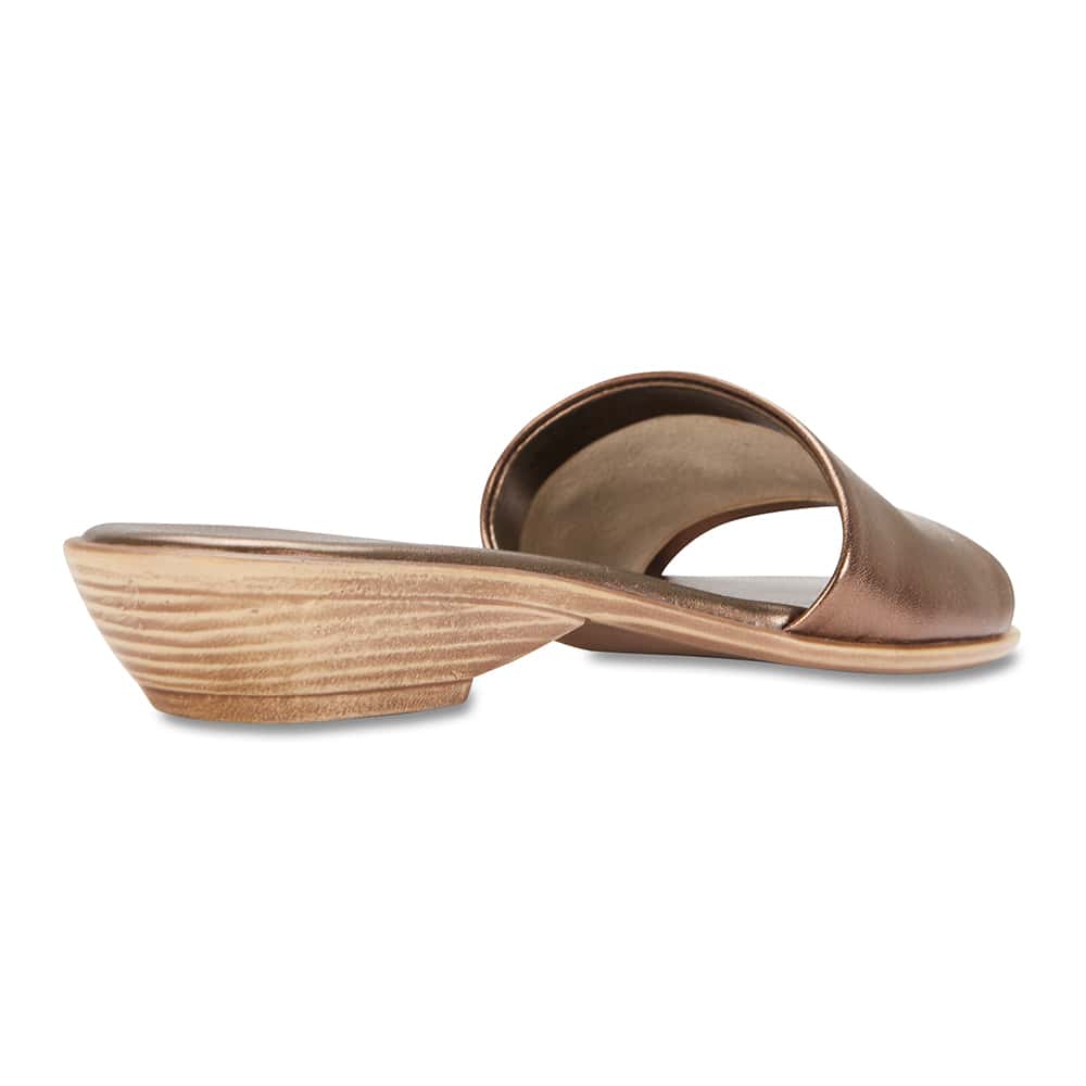Saga Slide in Bronze Leather