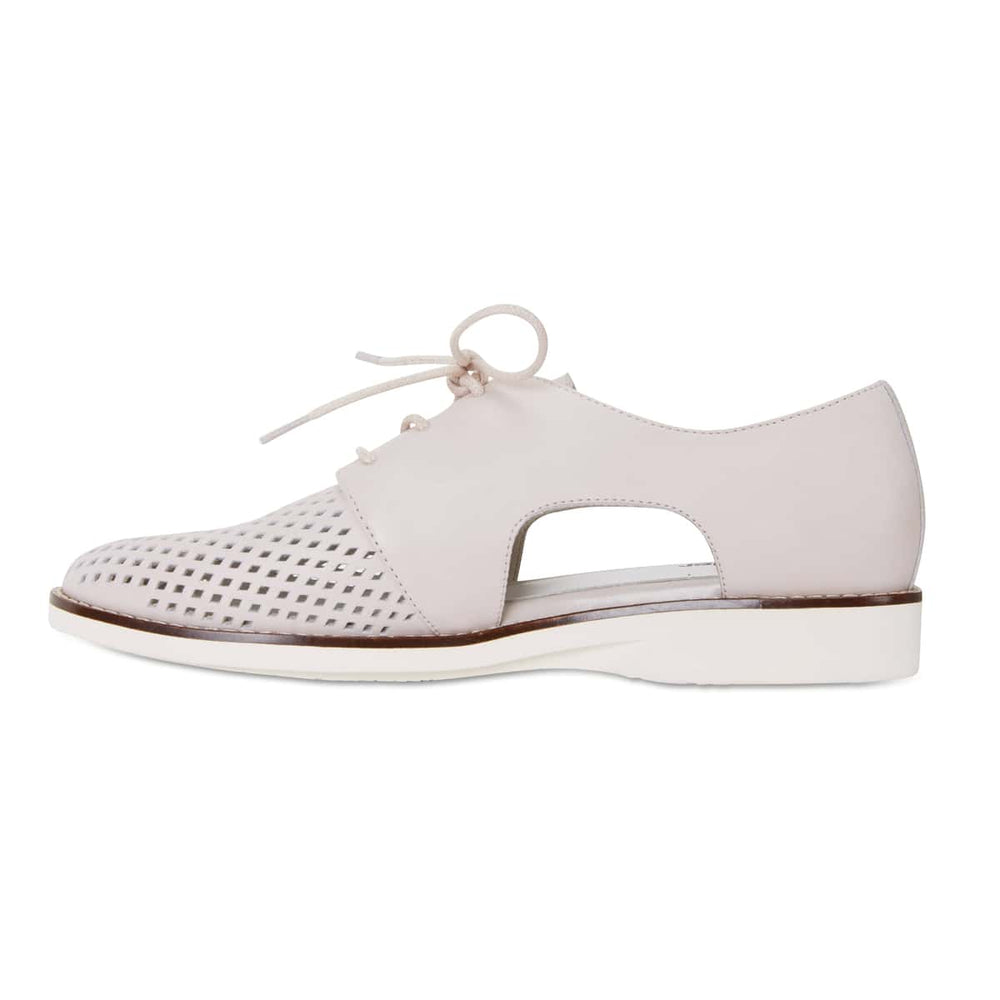 Sharon Brogue in Pale Pink Leather