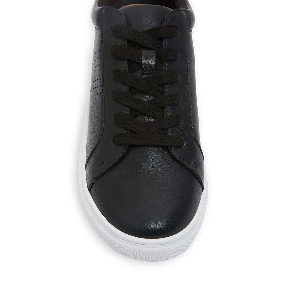 Shazam Sneaker in Black Leather