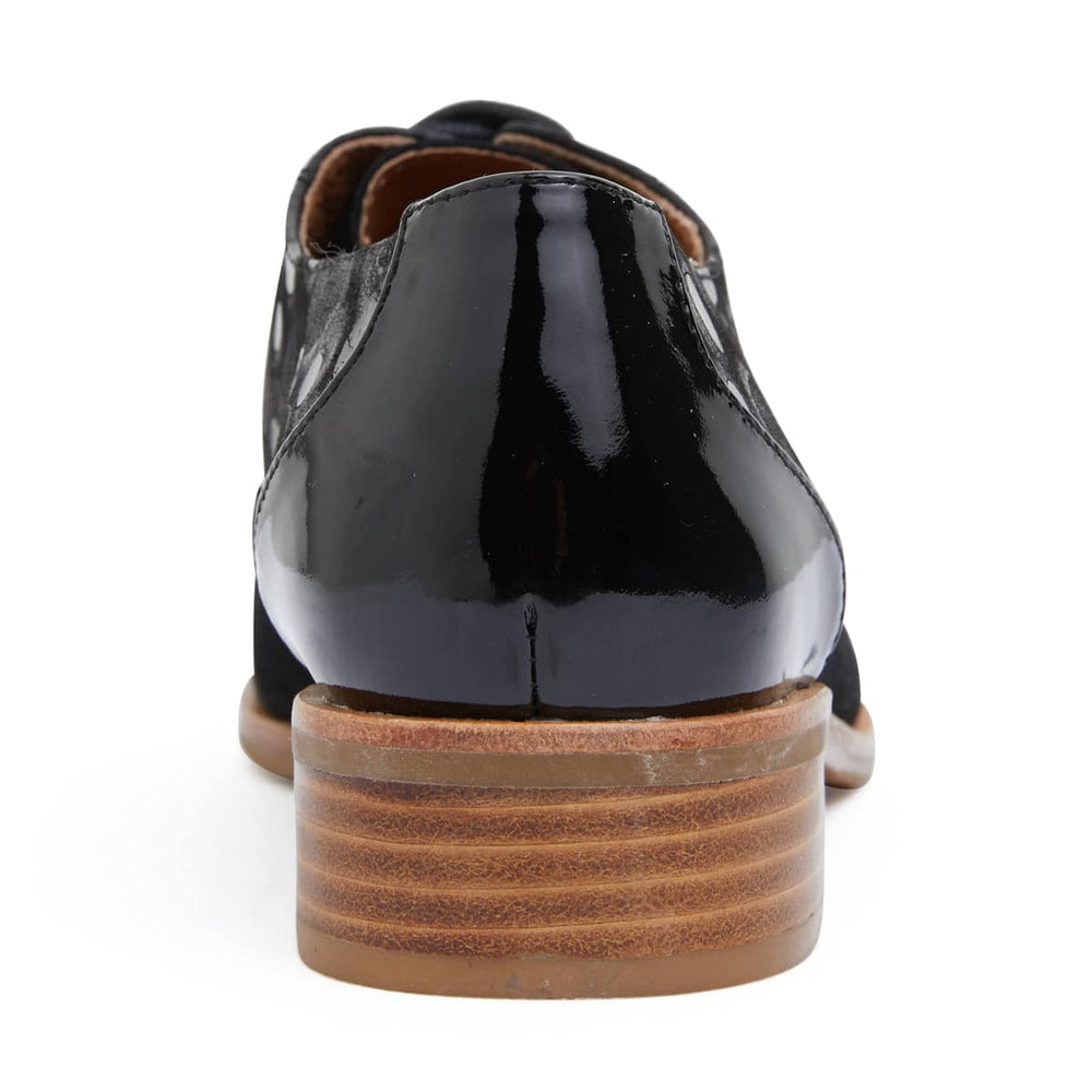 Shiraz Brogue in Black Multi Leather