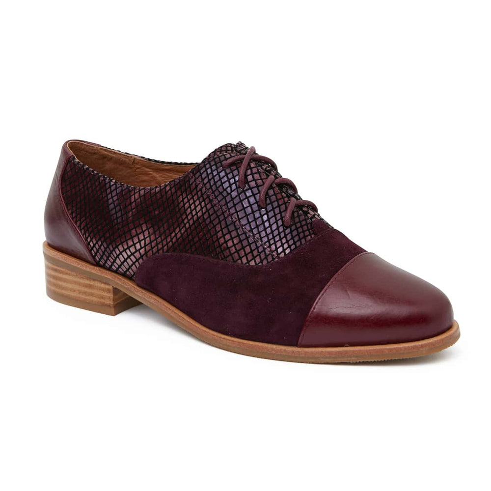 Shiraz Brogue in Burgundy Leather