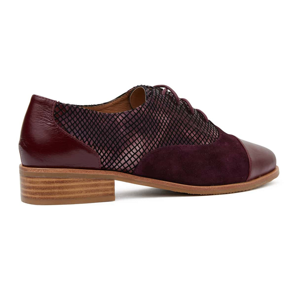 Shiraz Brogue in Burgundy Leather