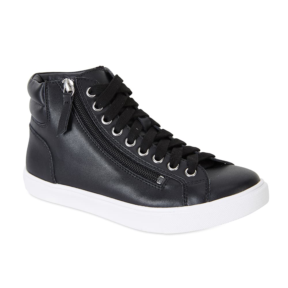 Snap Sneaker in Black Leather