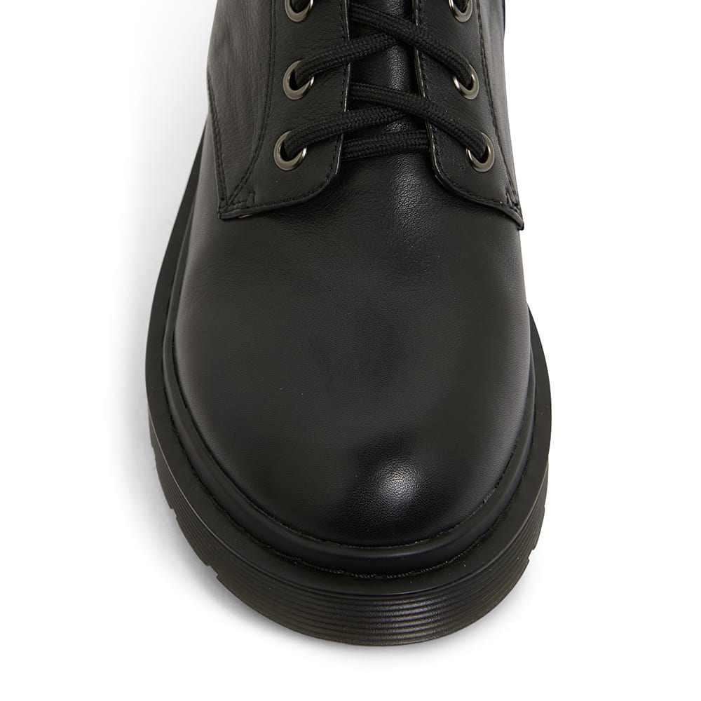 Somerset Boot in Black Leather