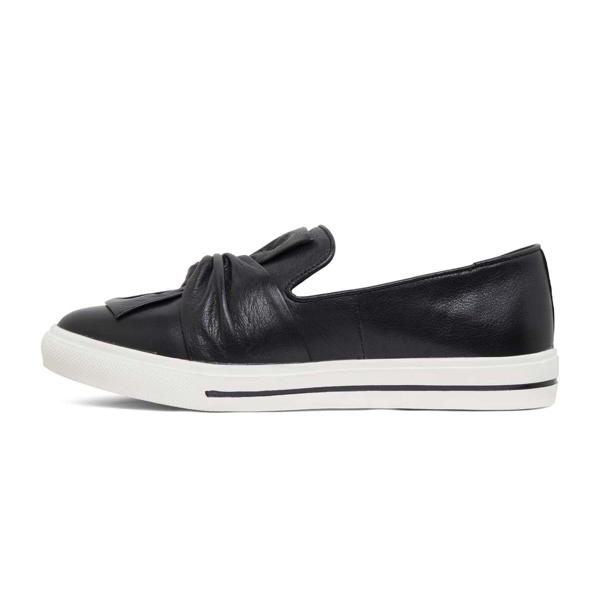 Talia Ballet Flat in Black Leather