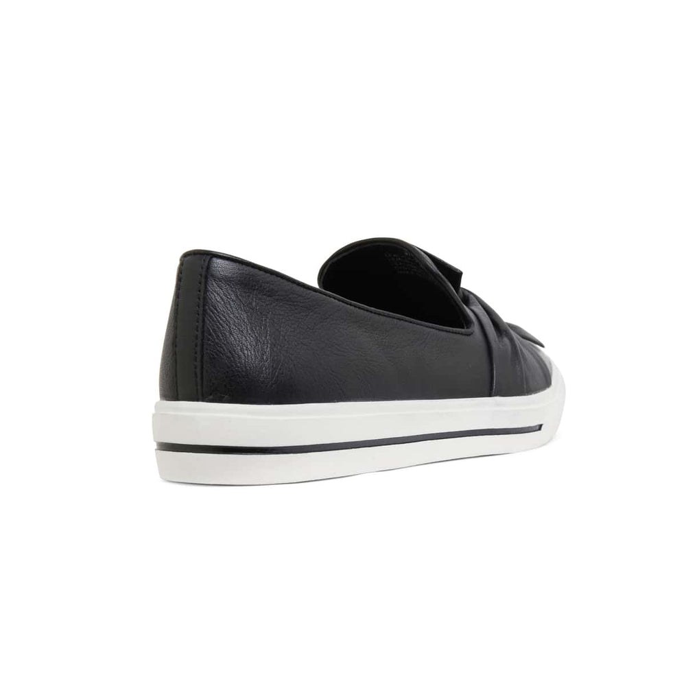 Talia Ballet Flat in Black Leather
