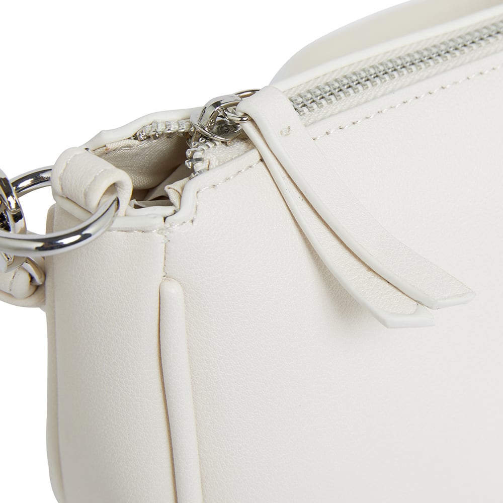 Tang Handbag in Ivory Pebble Smooth