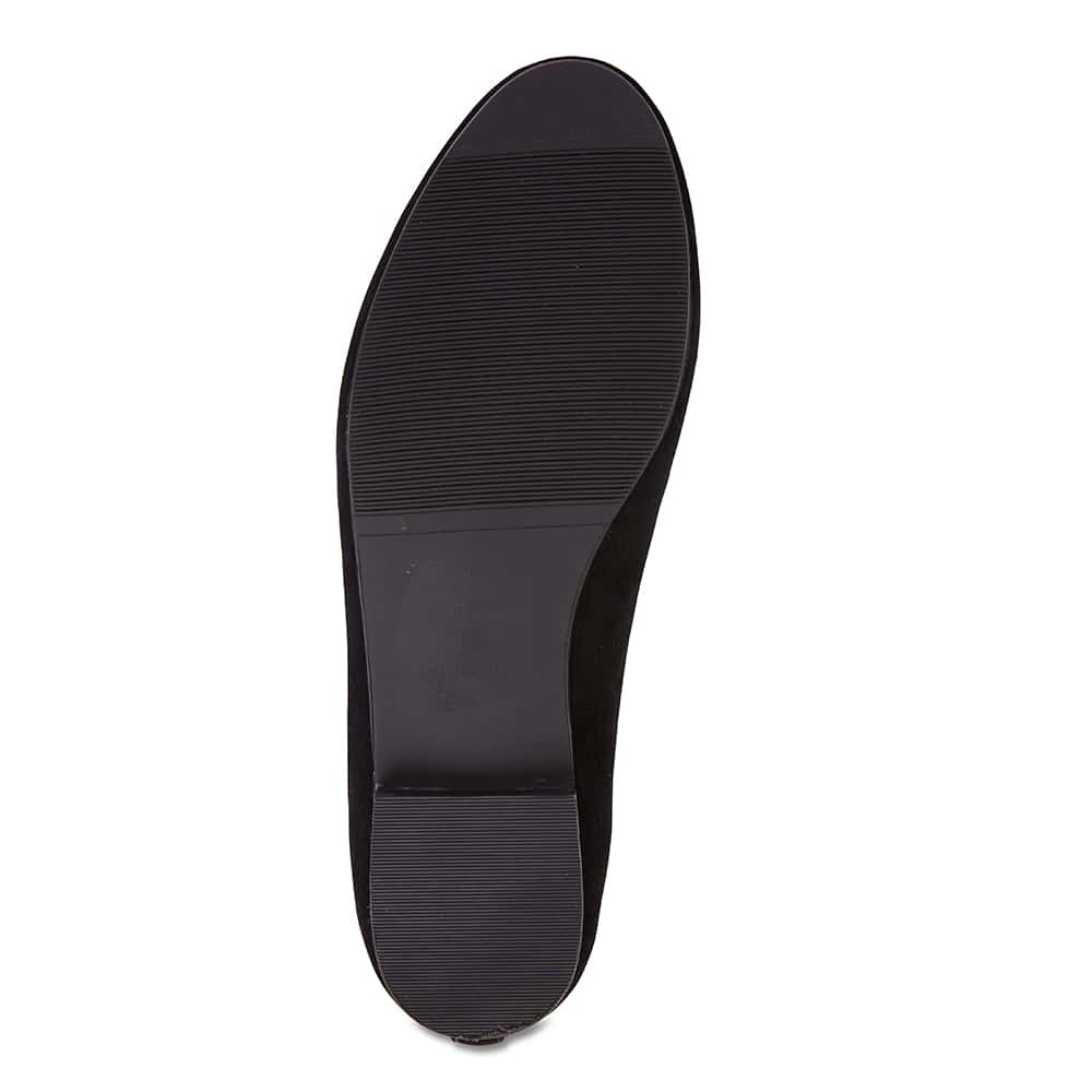 Taren Loafer in Black Suede