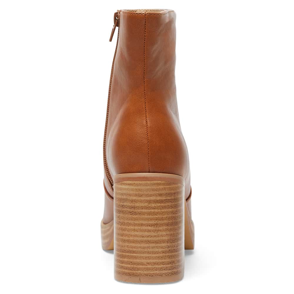 Tempo Boot in Tan Smooth