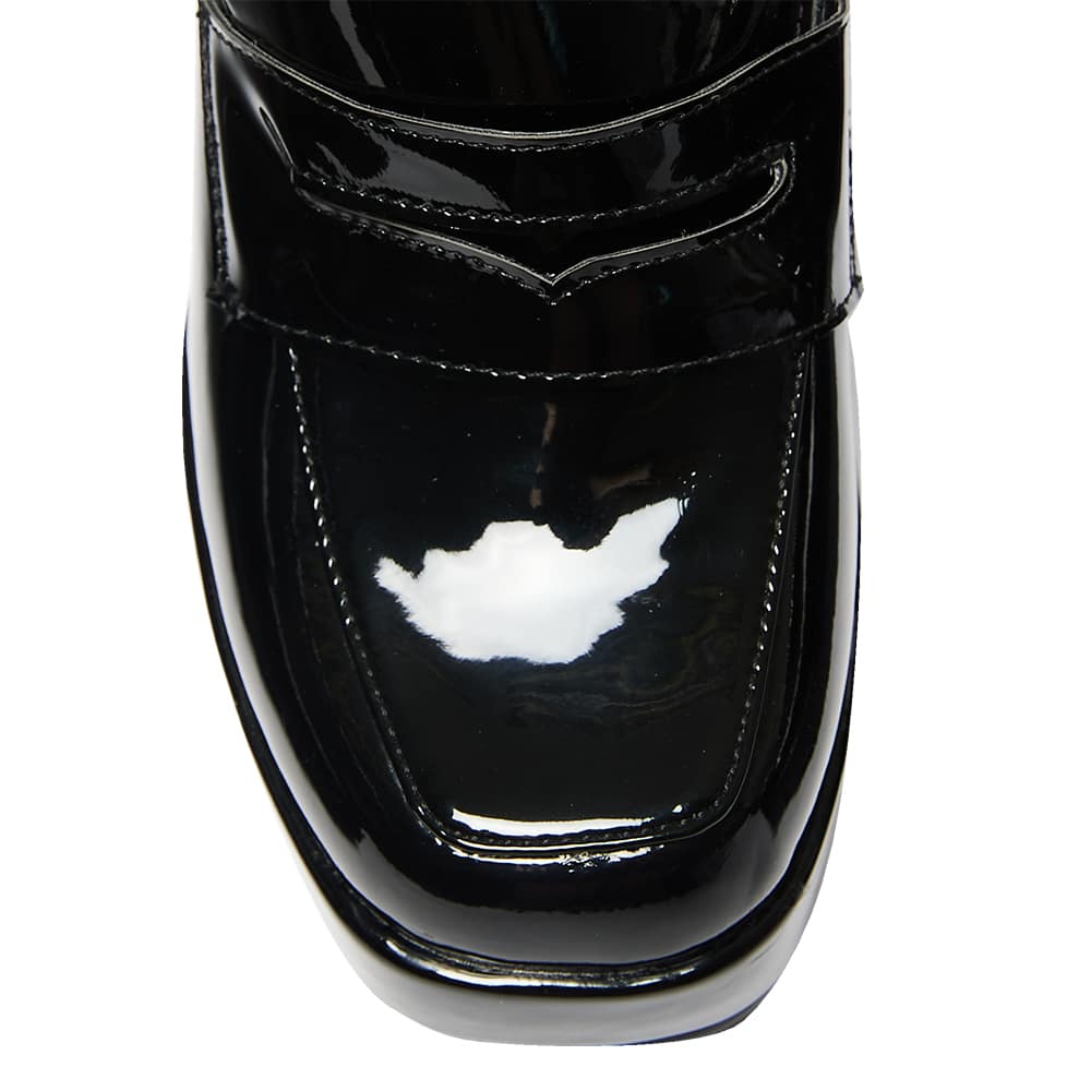Tory Loafer in Black Patent