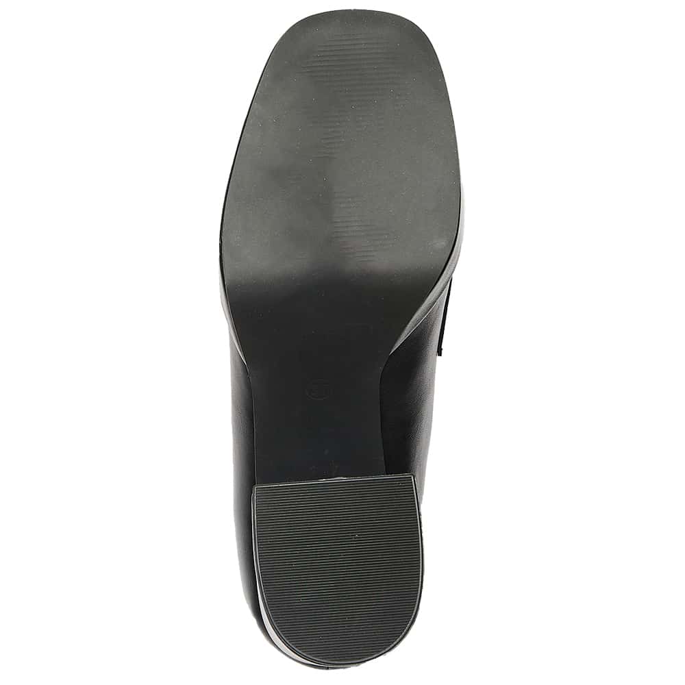 Tory Loafer in Black Smooth