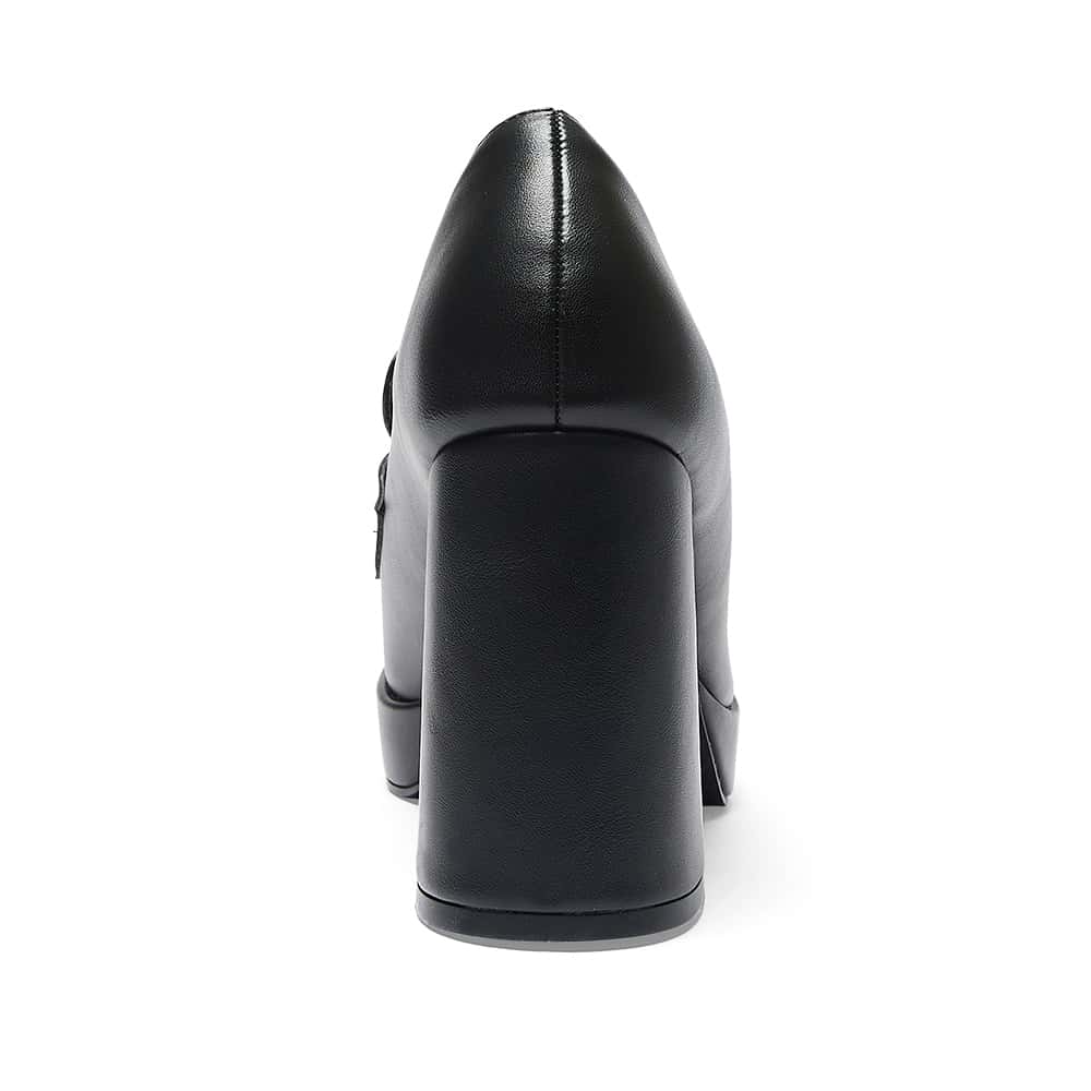 Trinity Loafer in Black Smooth