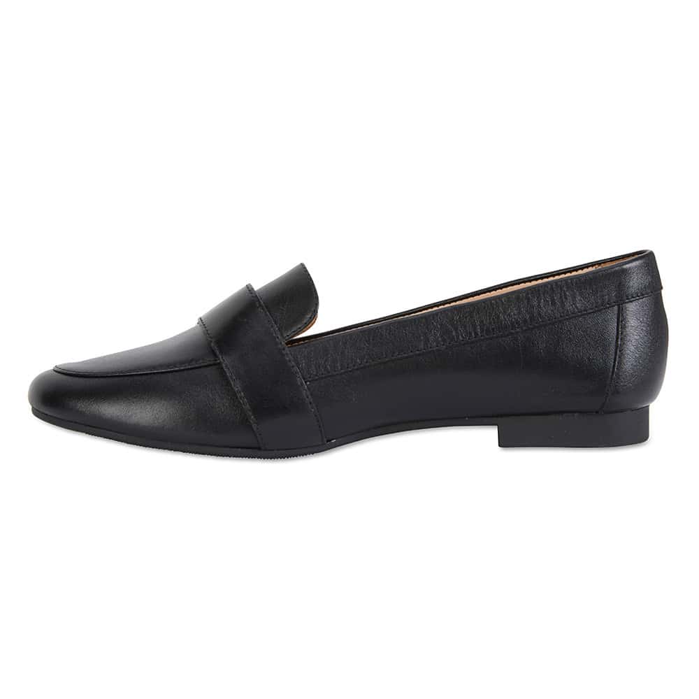 Tyson Loafer in Black Leather