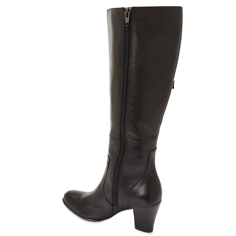 Victor Boot in Black Leather