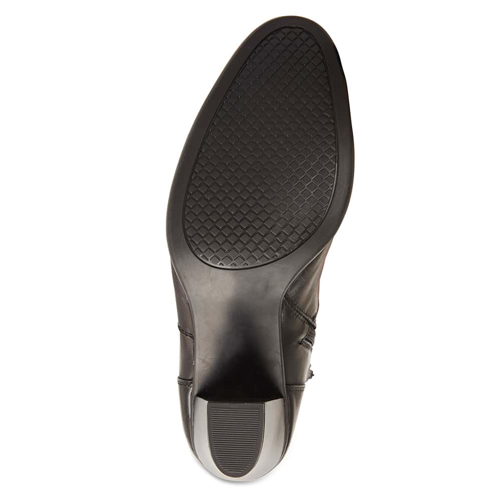 Victor Boot in Black Leather
