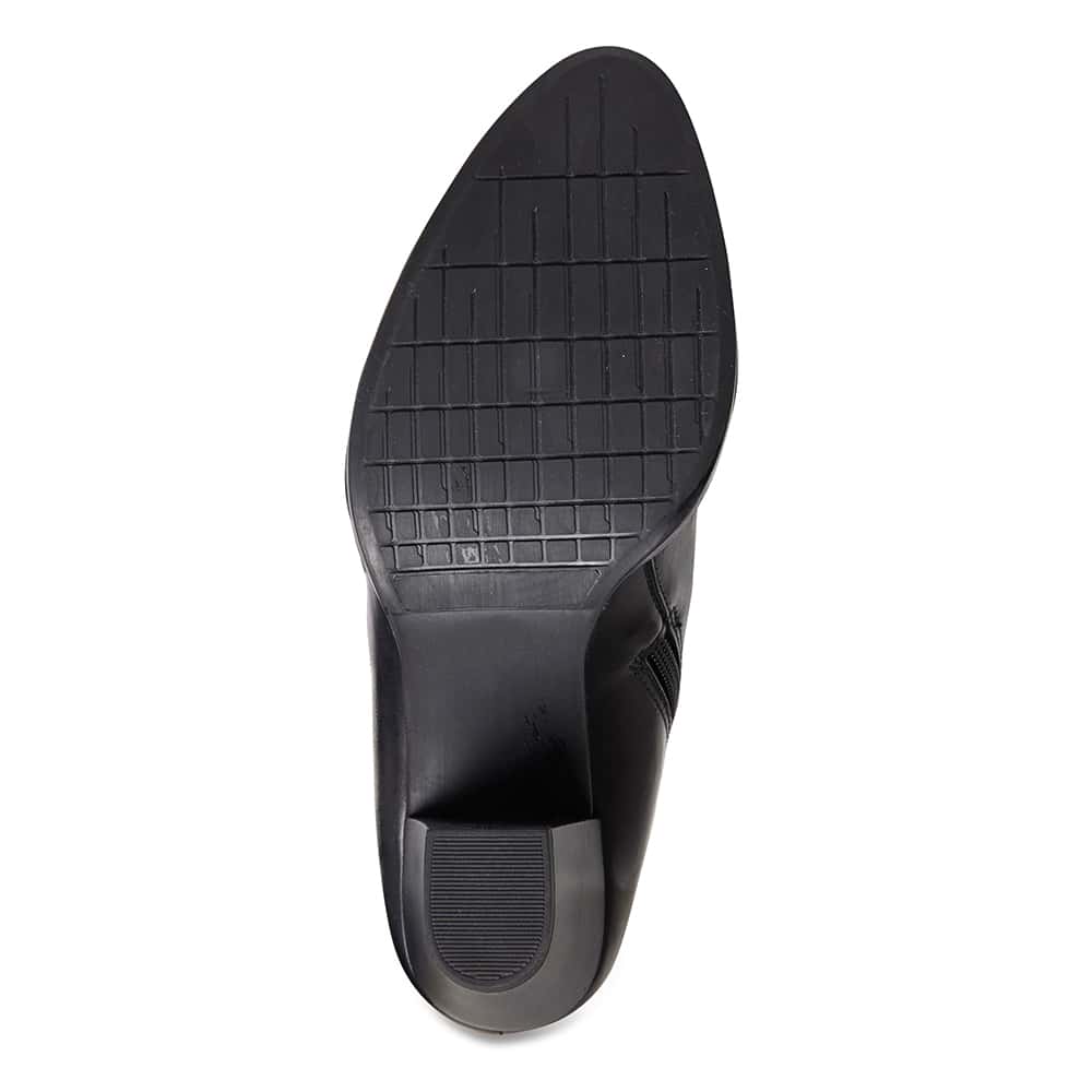 Yates Boot in Black Leather