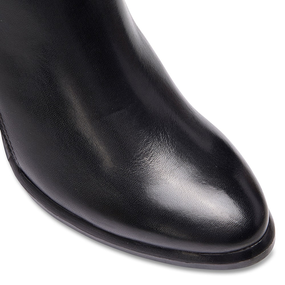 Yates Boot in Black Leather