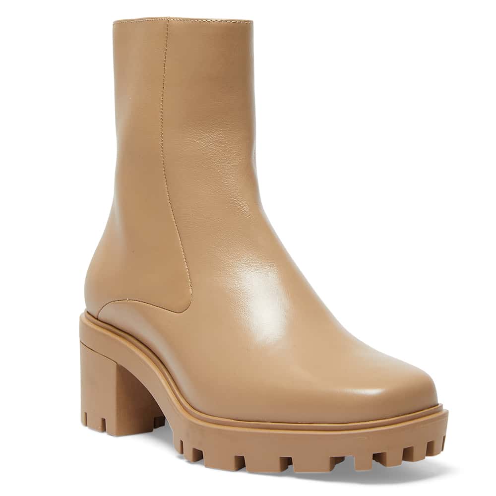 Zack Boot in Camel Leather