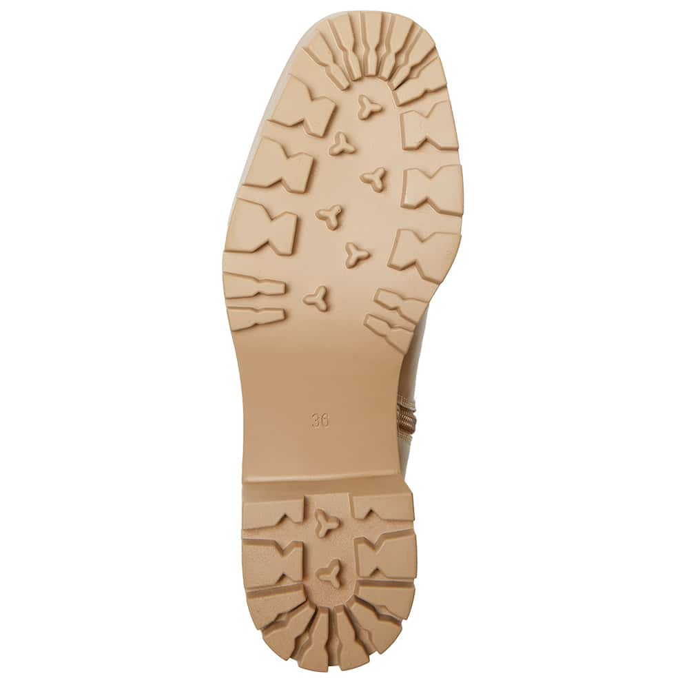 Zack Boot in Camel Leather