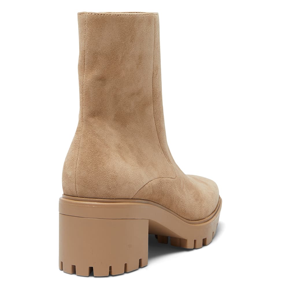 Zack Boot in Taupe Suede