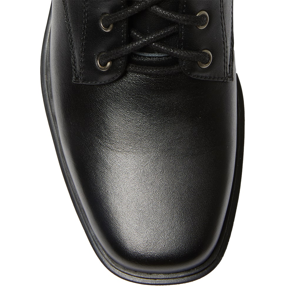 Zane Boot in Black Leather