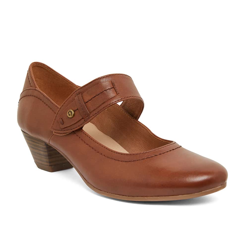 Women's cognac outlet leather shoes