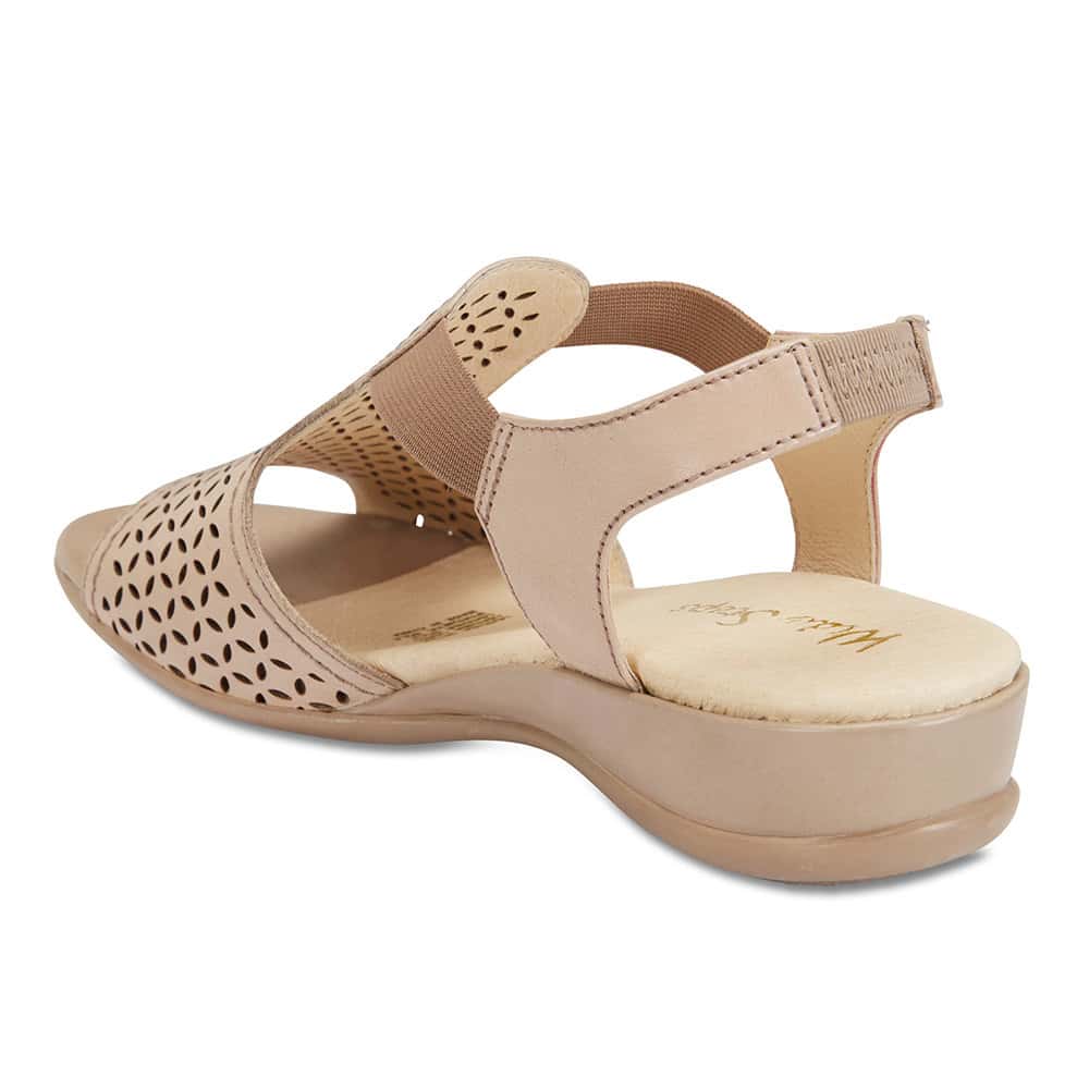 Champion Sandal in Neutral Leather