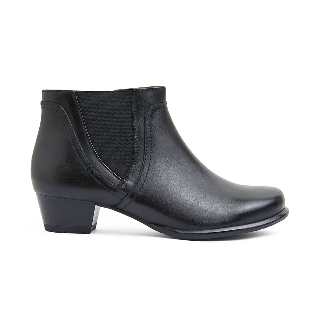 Delmar Boot in Black Leather