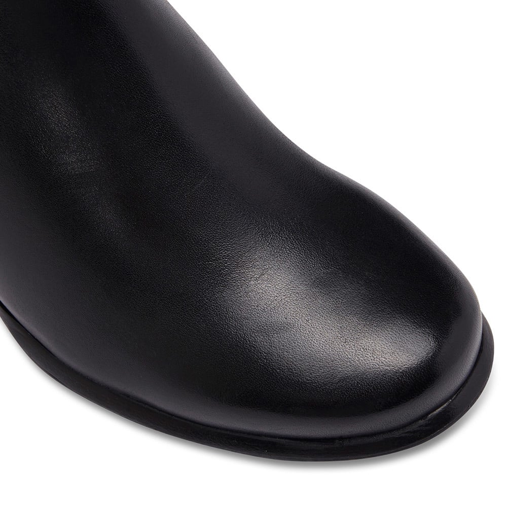 Dion Boot in Black Leather