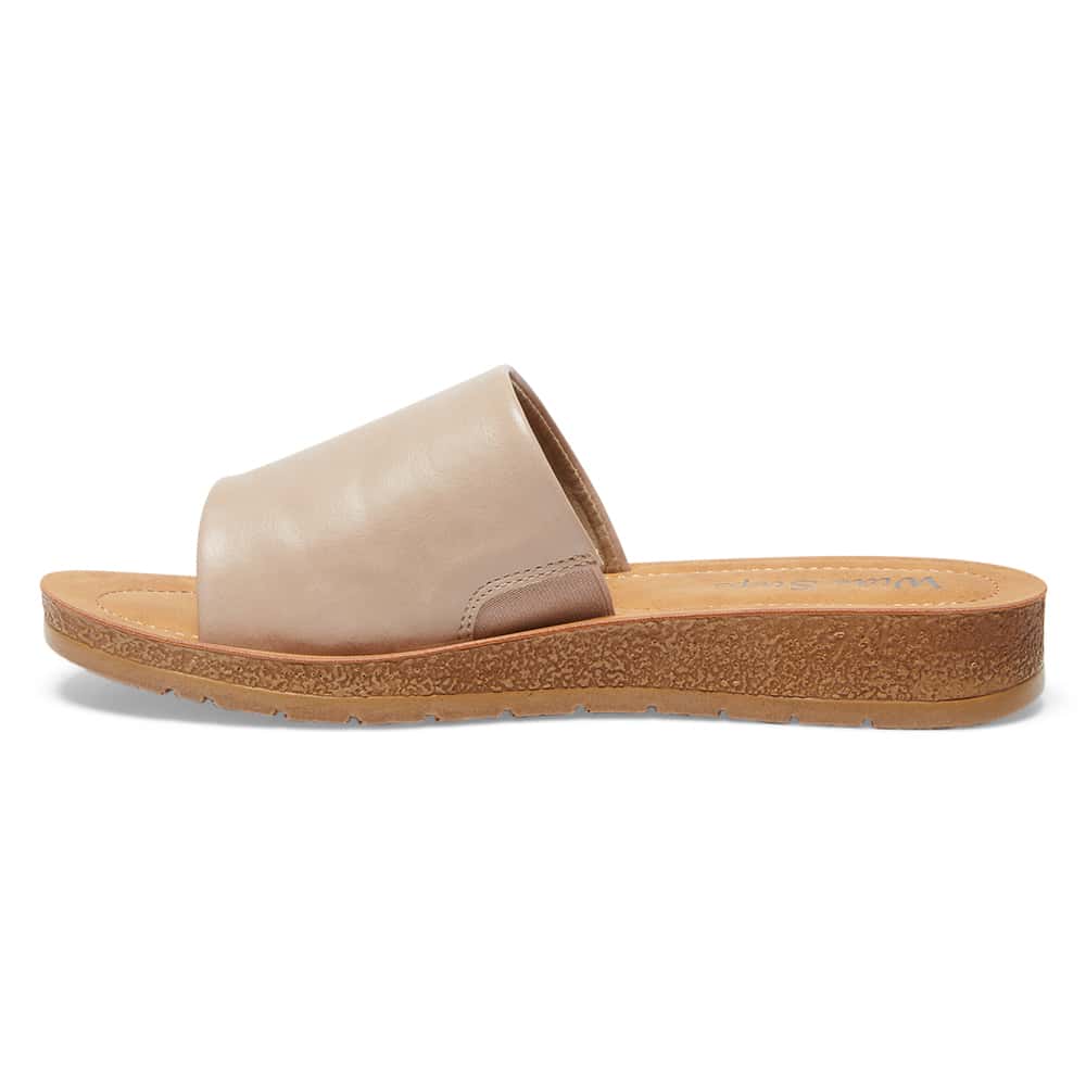 Enid Slide in Nude Smooth