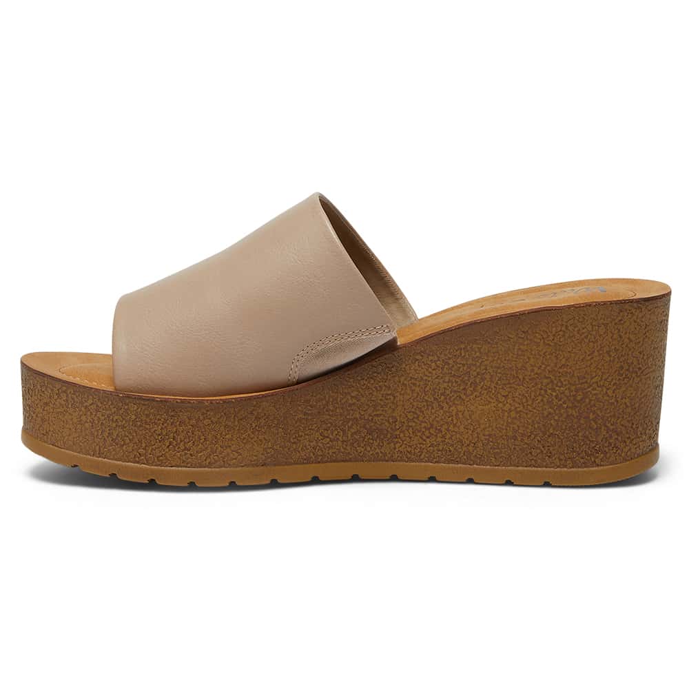 Landon Slide in Nude Smooth