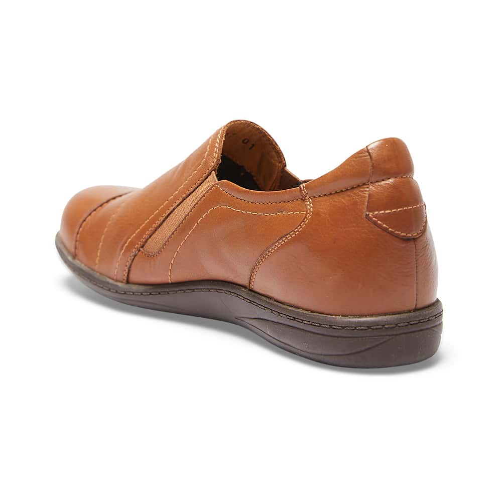 Latrobe Loafer in Mid Brown Leather
