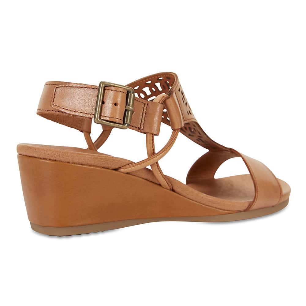Magnet Heel in Cognac Leather