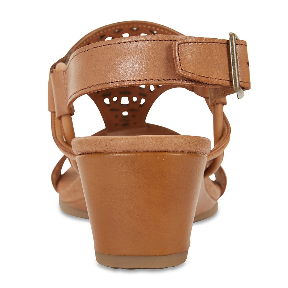 Magnet Heel in Cognac Leather