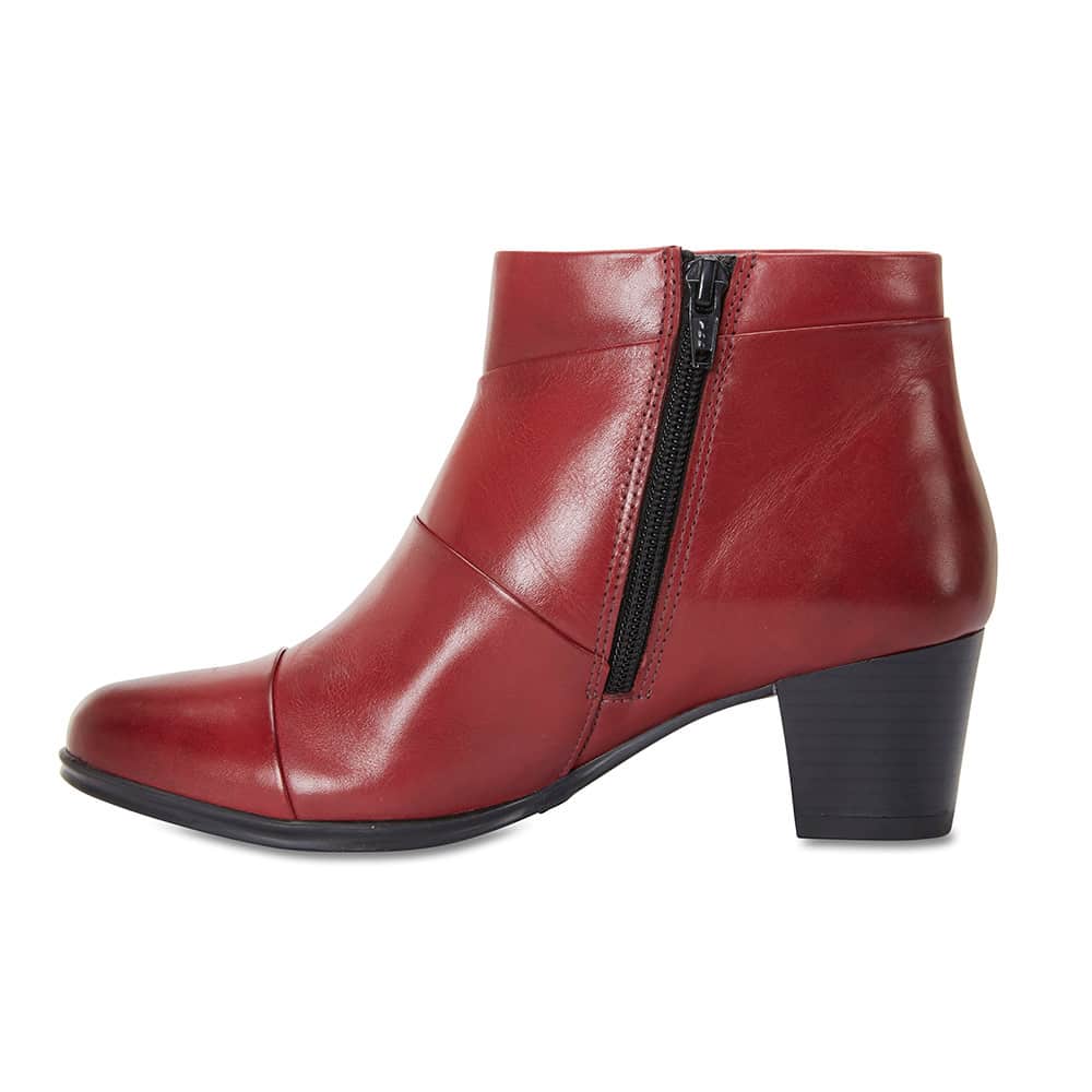 Marvin Boot in Red Leather