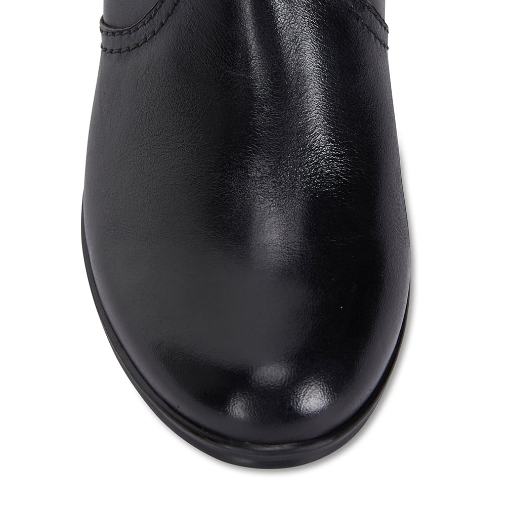 Mascot Boot in Black Leather