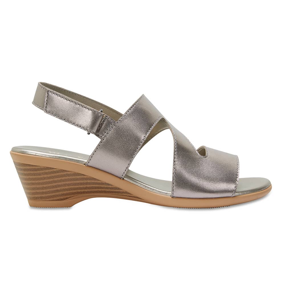 Orchid Heel in Pewter Leather