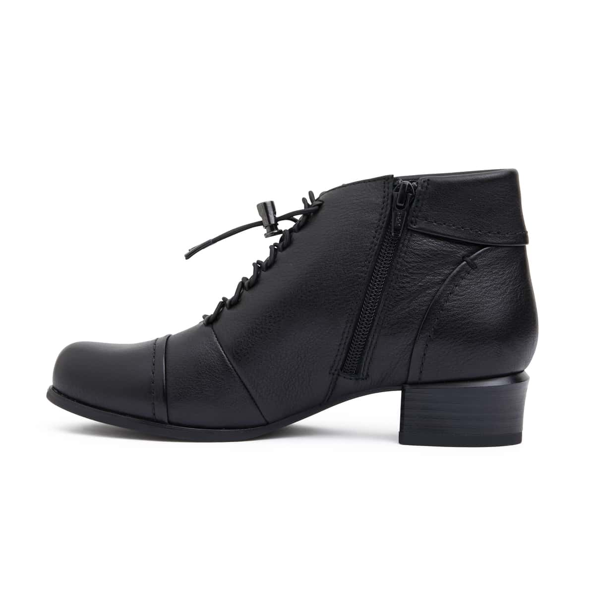 Takoda Boot in Black Leather